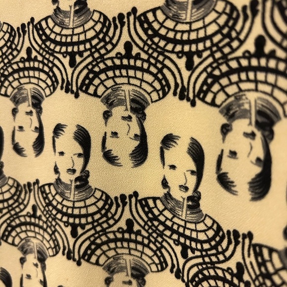 Yellow and black mini 60s dress with belt - Picture 4 of 7